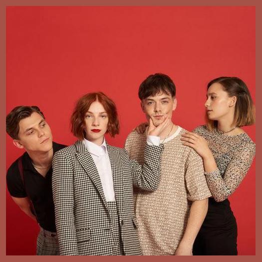 Sophie And The Giants